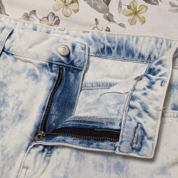 NWOT Topshop acid wash bleached denim mini skirt 8 - Picture 6 of 8
